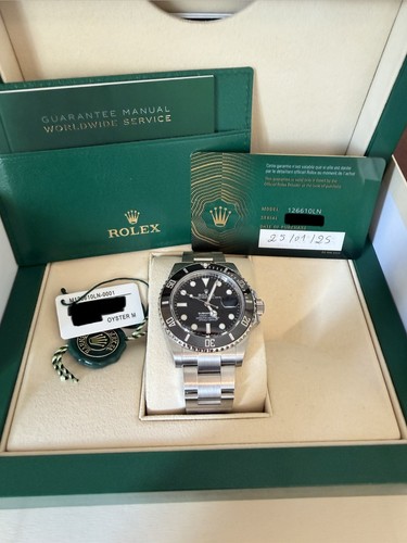 Rolex submariner date - rolex,