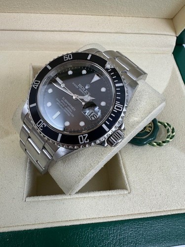 Rolex submariner date - rolex,