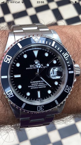 Rolex submariner date - rolex,