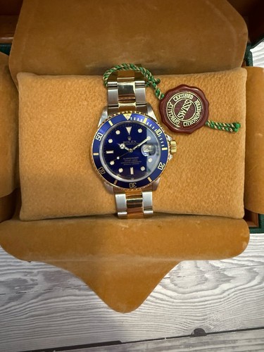 Rolex submariner date - rolex,