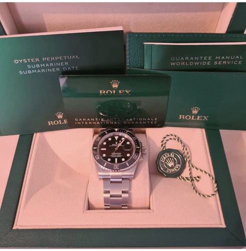 Rolex submariner date - rolex,